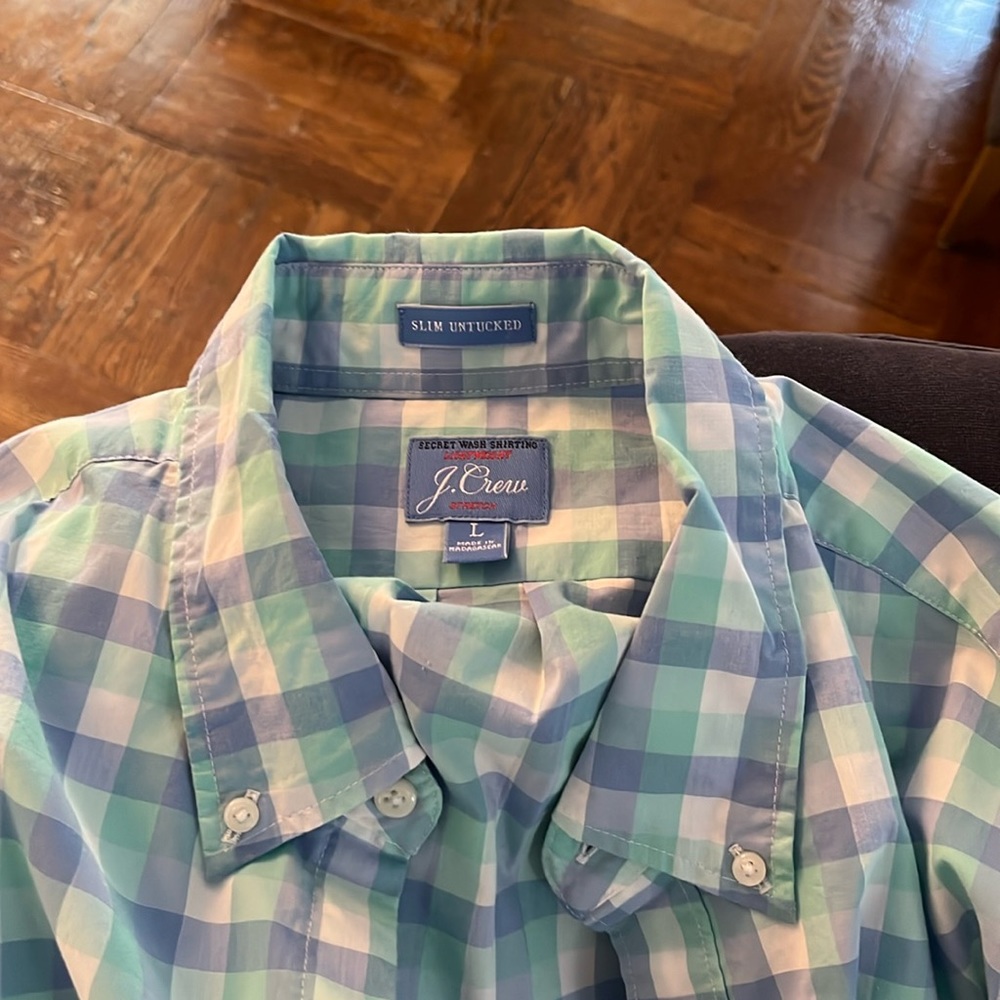 J crew barely worn men’s shirt